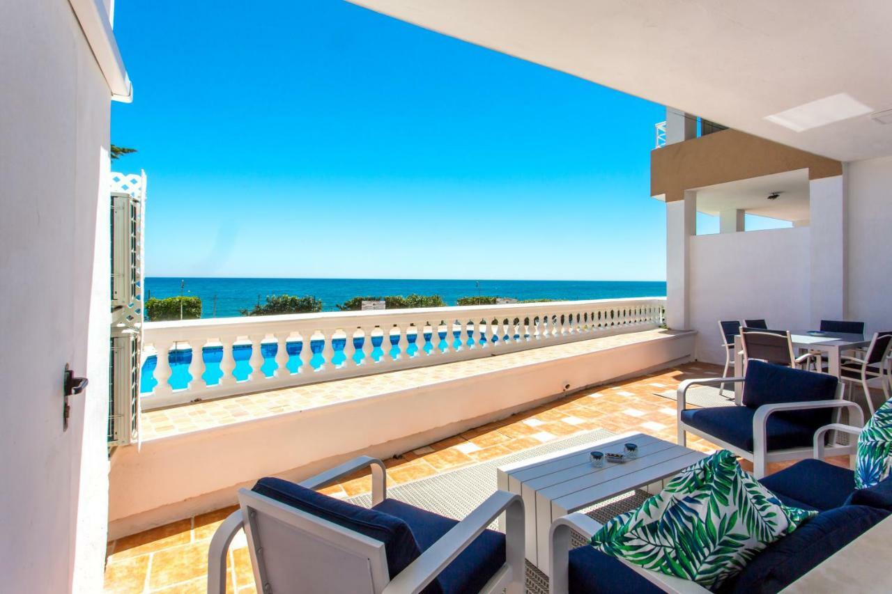 Spectacular Modern Beachfront 2/bed Retreat *